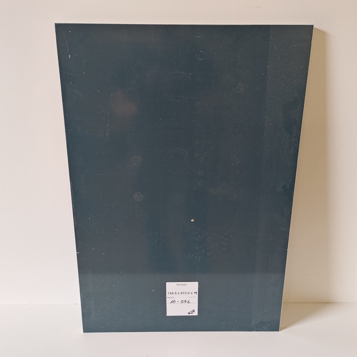 MDF - 745,5x513x19 mm