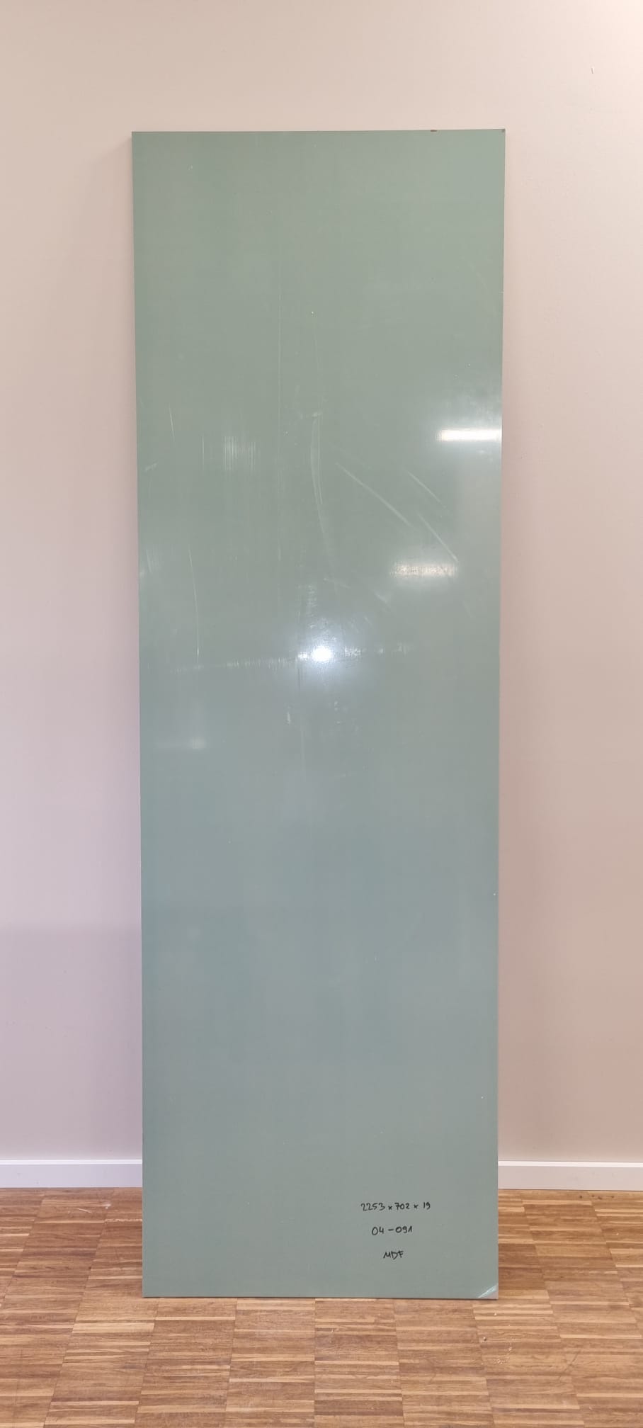 MDF - 2253x702x19 mm