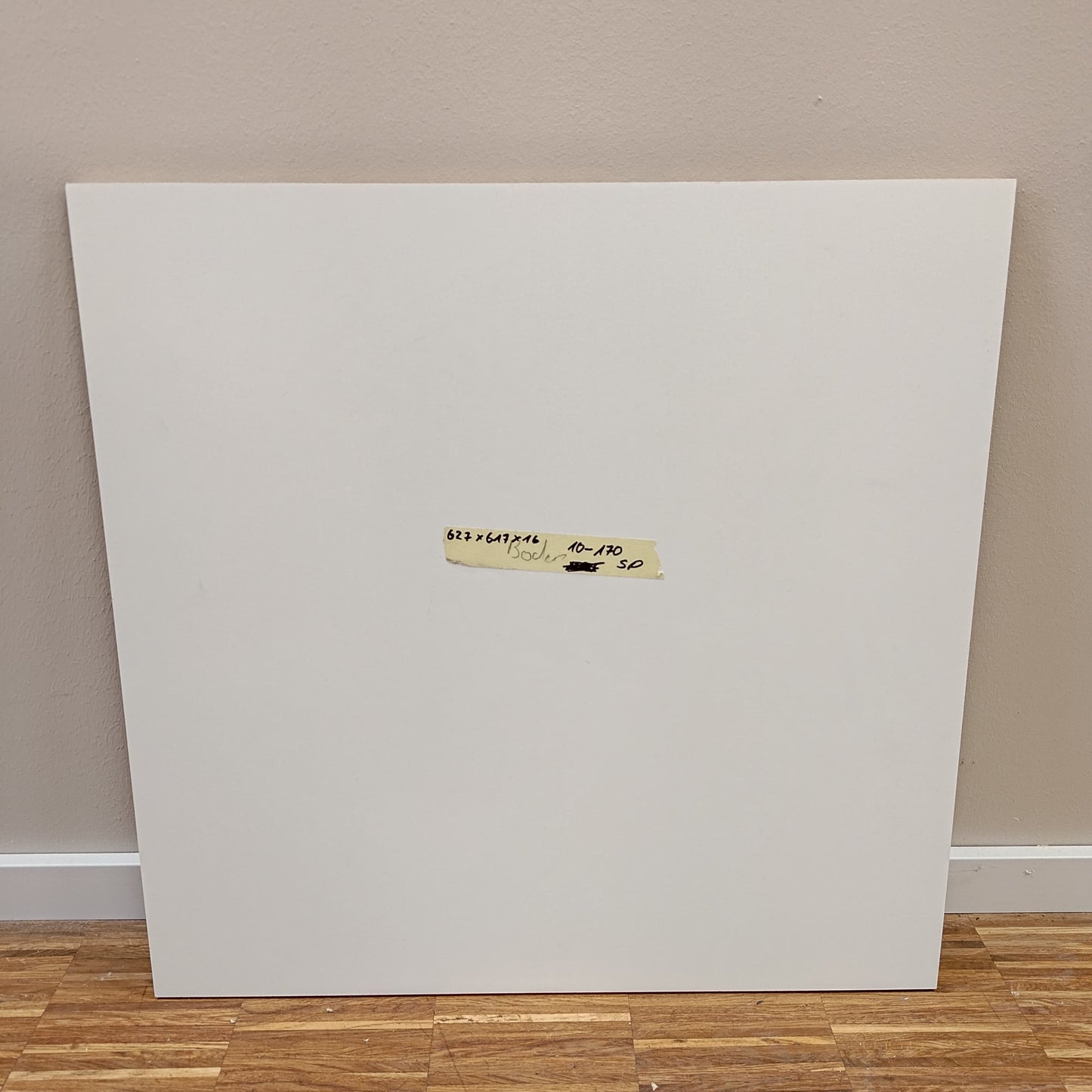 Spanplatte - 627x617x16 mm